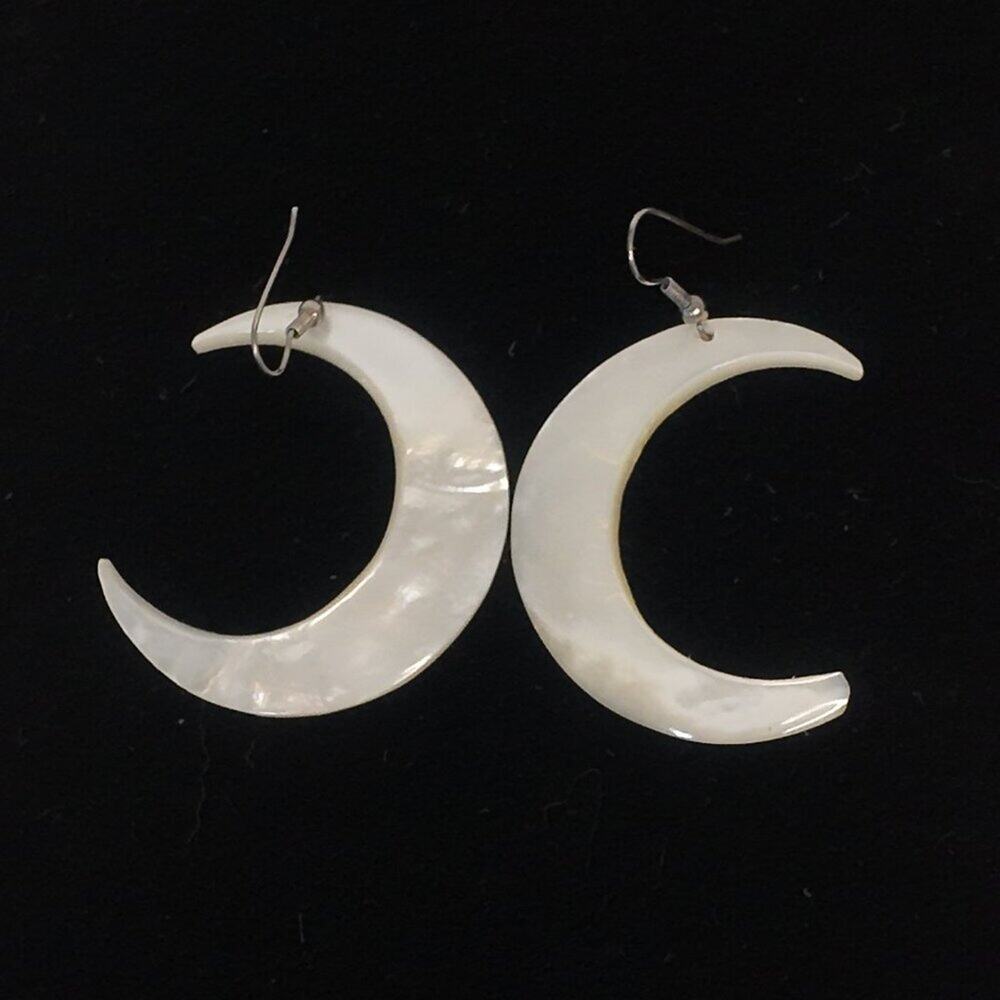 Mother of Pearl Crescent Moon Hoops Earrings - Picture 4 of 5